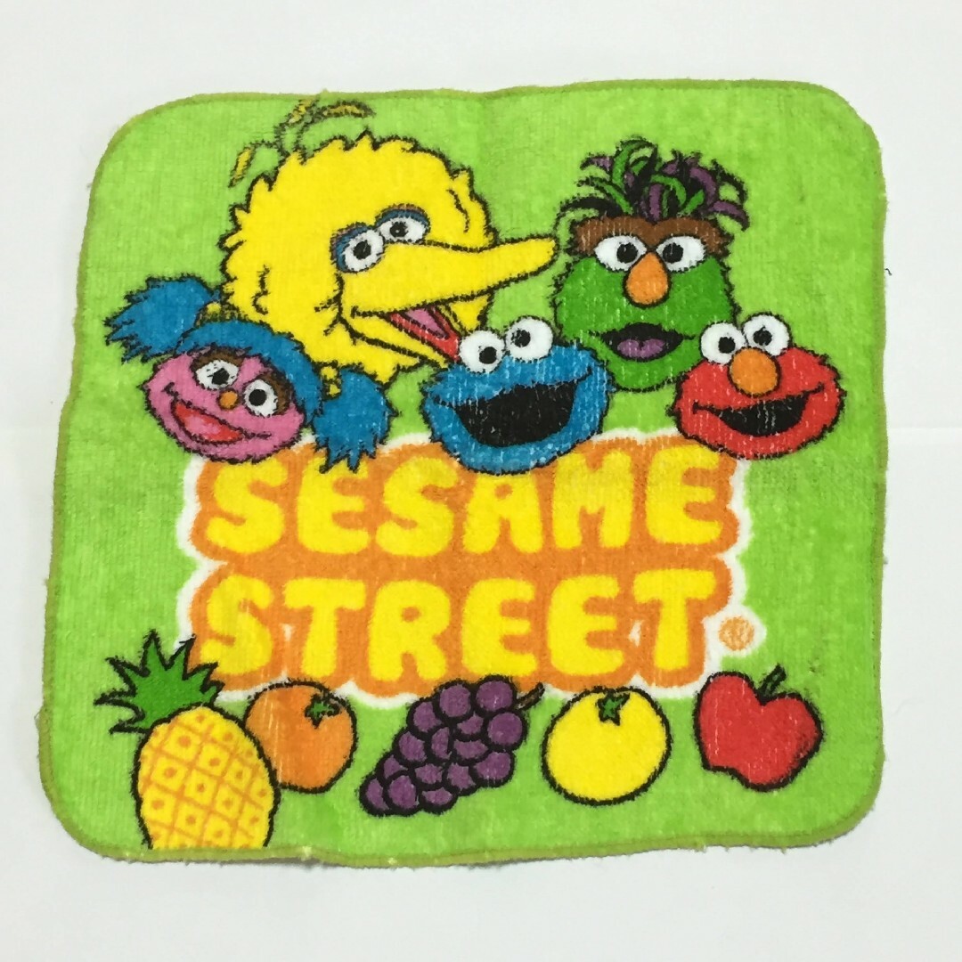 SESAME STREET(セサミストリート)のハンドタオル　セサミストリート インテリア/住まい/日用品の日用品/生活雑貨/旅行(タオル/バス用品)の商品写真