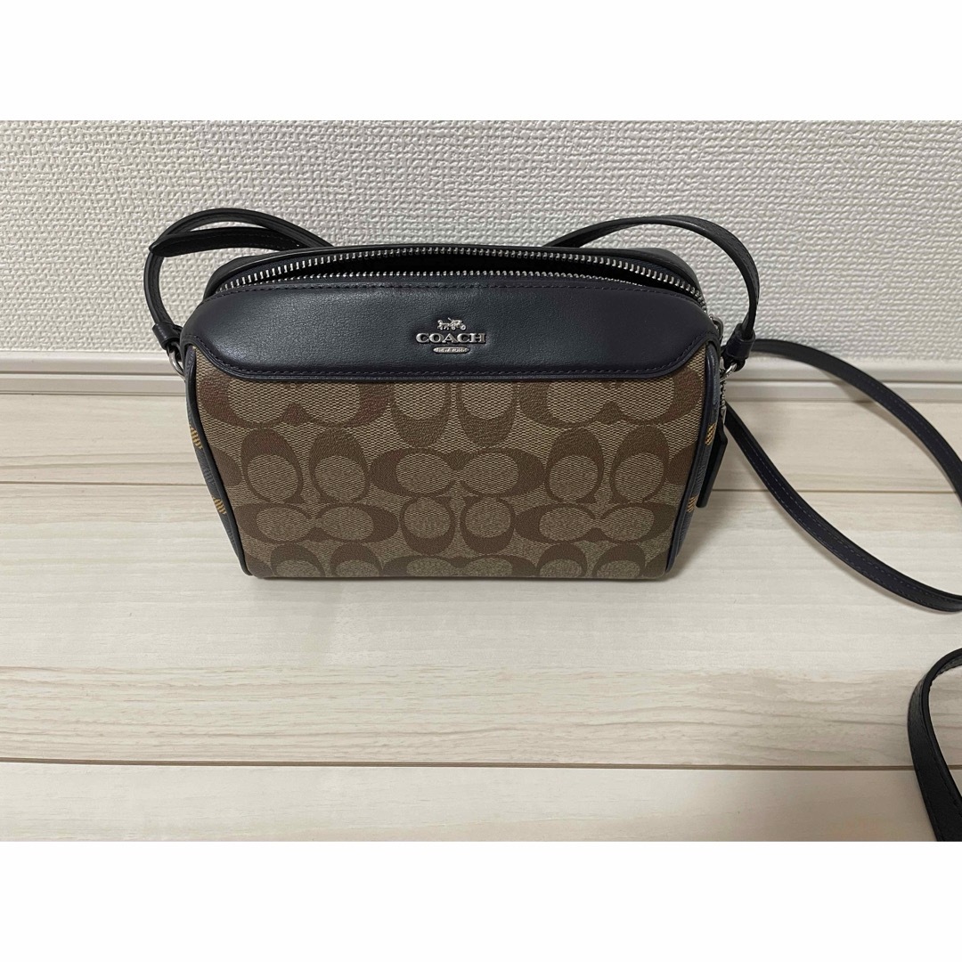 COACH(コーチ)のCOACHネイビーチェックミニショルダー レディースのバッグ(ショルダーバッグ)の商品写真