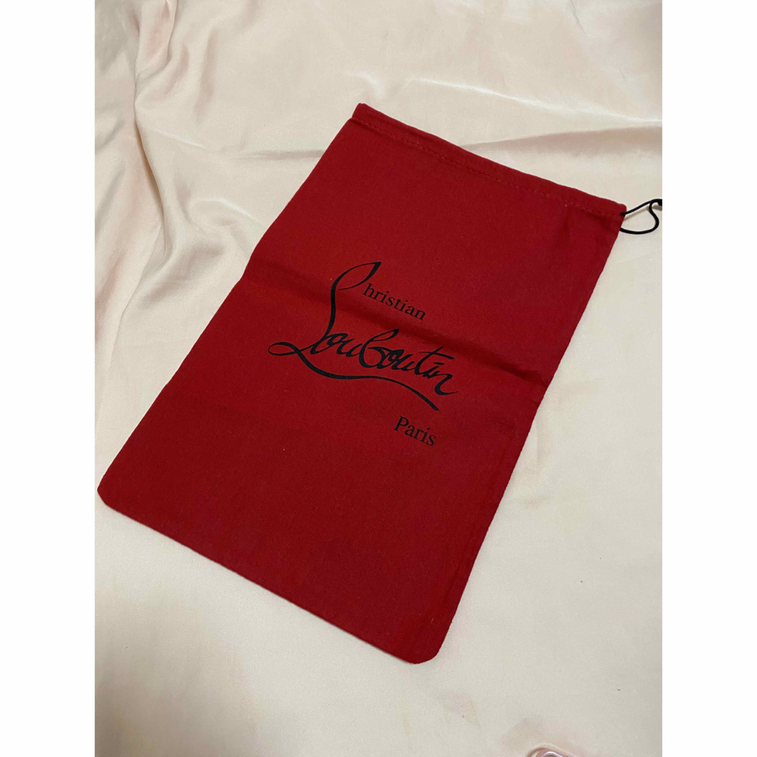 Christian Louboutin(クリスチャンルブタン)のルブタン保存袋　シューズ保存袋　巾着　ポーチ　ブランド布袋　ブランドショッパー レディースのファッション小物(ポーチ)の商品写真