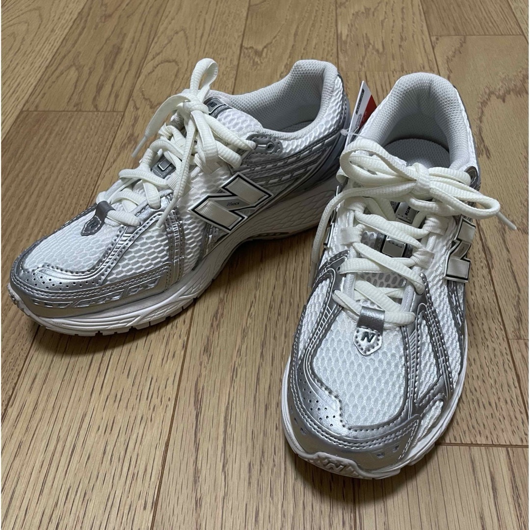 New Balance(ニューバランス)の【nyanx3x様】ニューバランス 1906R EE 23.0 スニーカー レディースの靴/シューズ(スニーカー)の商品写真