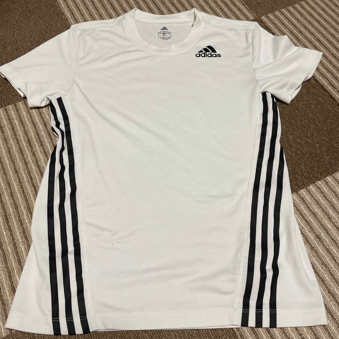 adidas(アディダス)のadidas 3ストライプス半袖Tシャツ メンズのトップス(Tシャツ/カットソー(半袖/袖なし))の商品写真