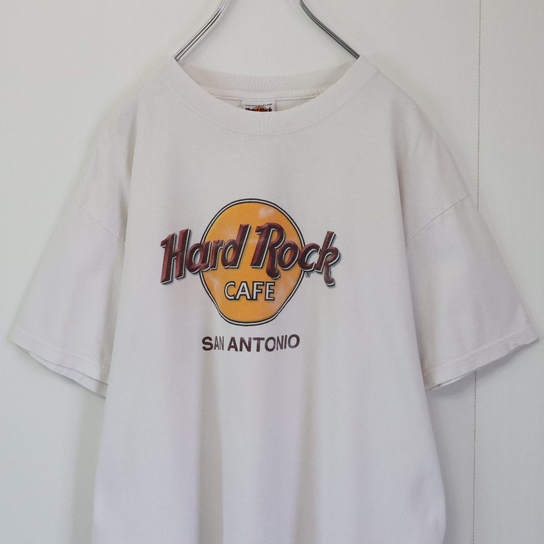 Hard Rock CAFE(ハードロックカフェ)の【大人気】ハードロックカフェ／Tシャツ　L〜XL相当　デカロゴ　サンアントニオ メンズのトップス(Tシャツ/カットソー(半袖/袖なし))の商品写真