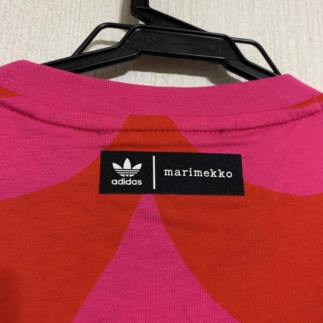 marimekko(マリメッコ)の新品 marimekko adidasマリメッコ Tシャツ adidas コラボ レディースのトップス(Tシャツ(半袖/袖なし))の商品写真