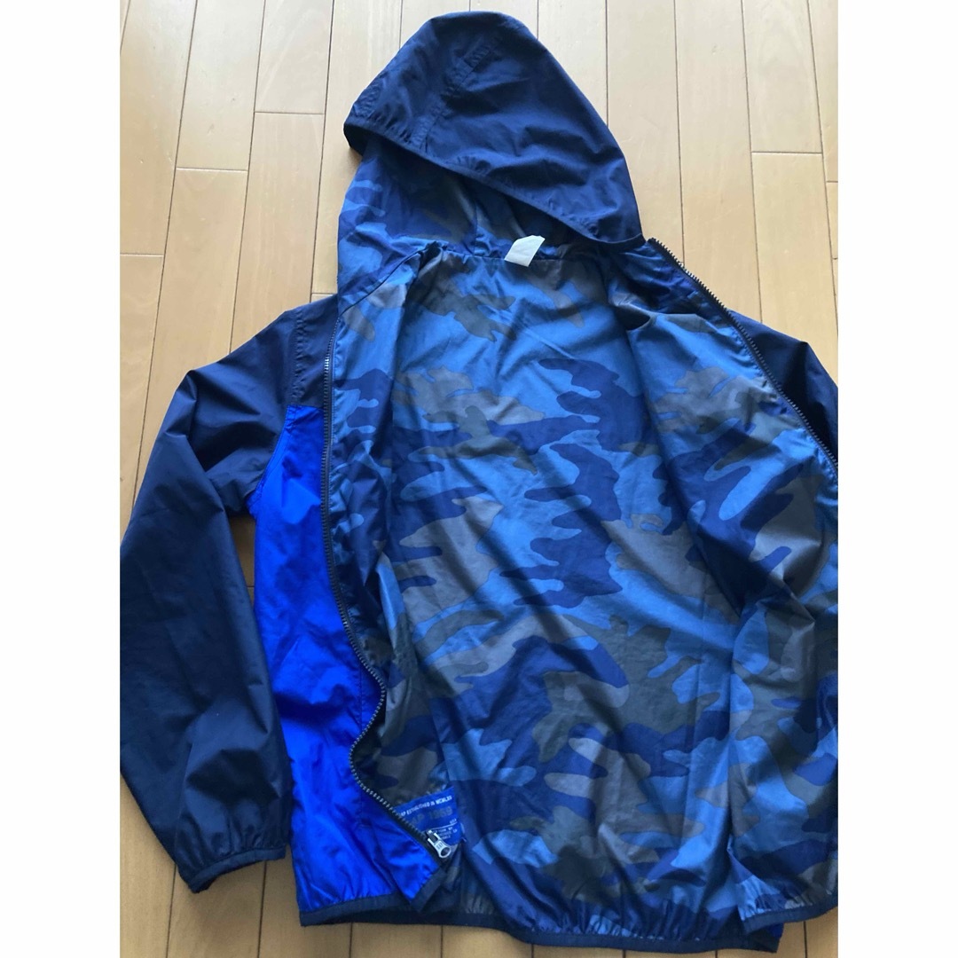 GAP(ギャップ)のGAP ウィンドブレーカー　160 キッズ/ベビー/マタニティのキッズ服男の子用(90cm~)(ジャケット/上着)の商品写真