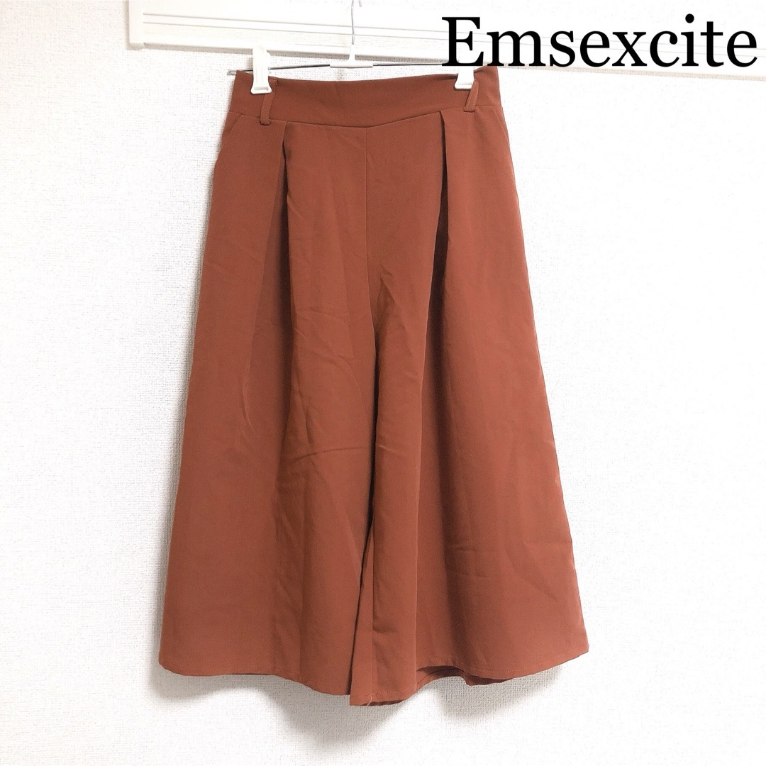 EMSEXCITE(エムズエキサイト)の【美品】Emsexcite  ガウチョパンツ レディースのパンツ(カジュアルパンツ)の商品写真