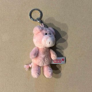 ニキ(NICI)の【新品】ニキ NICI ブタぬいぐるみ キーホルダー(キャラクターグッズ)