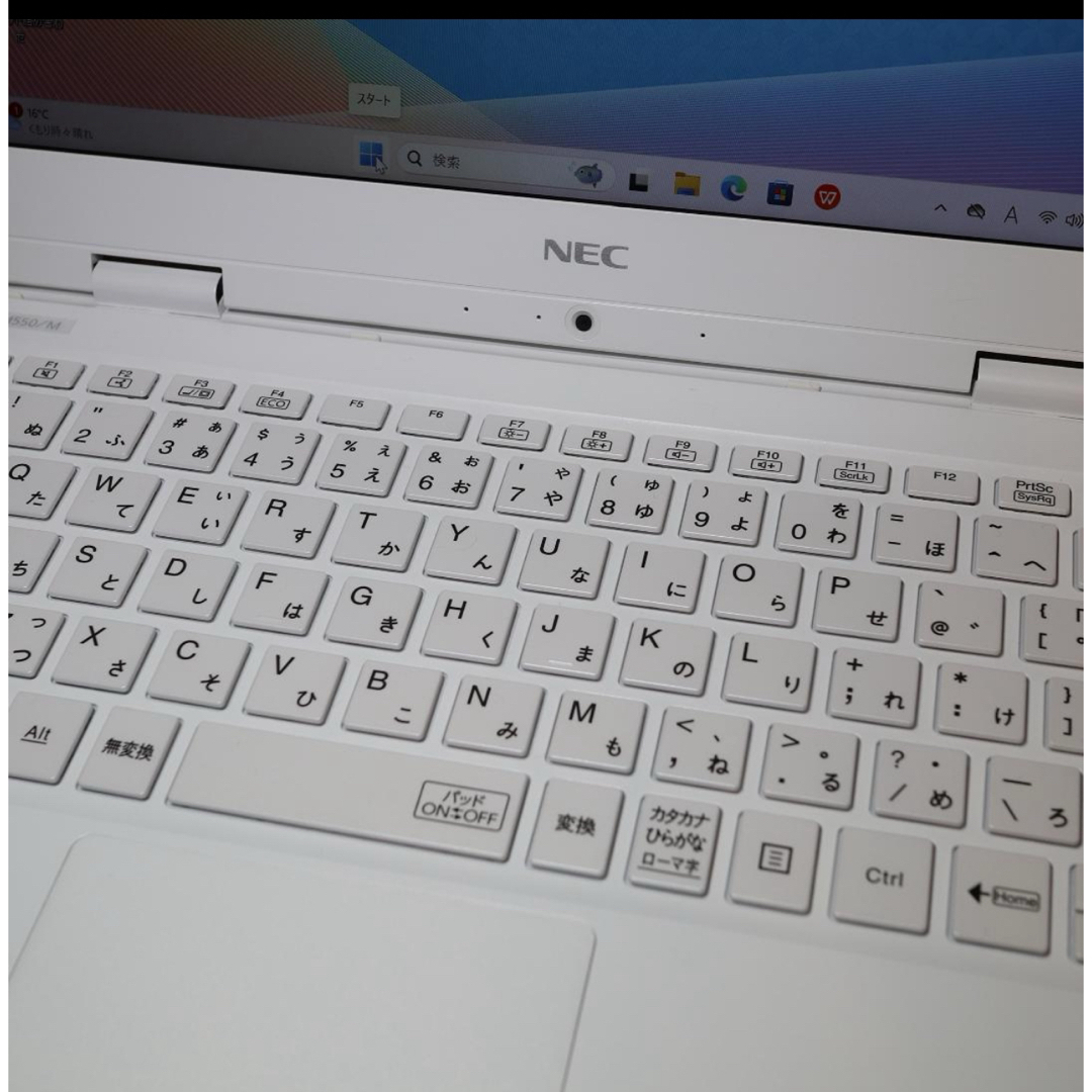 NEC(エヌイーシー)の極美品！Win11人気の白8世代Corei5/SSD/メ8/無線/カメラ/FHD スマホ/家電/カメラのPC/タブレット(ノートPC)の商品写真