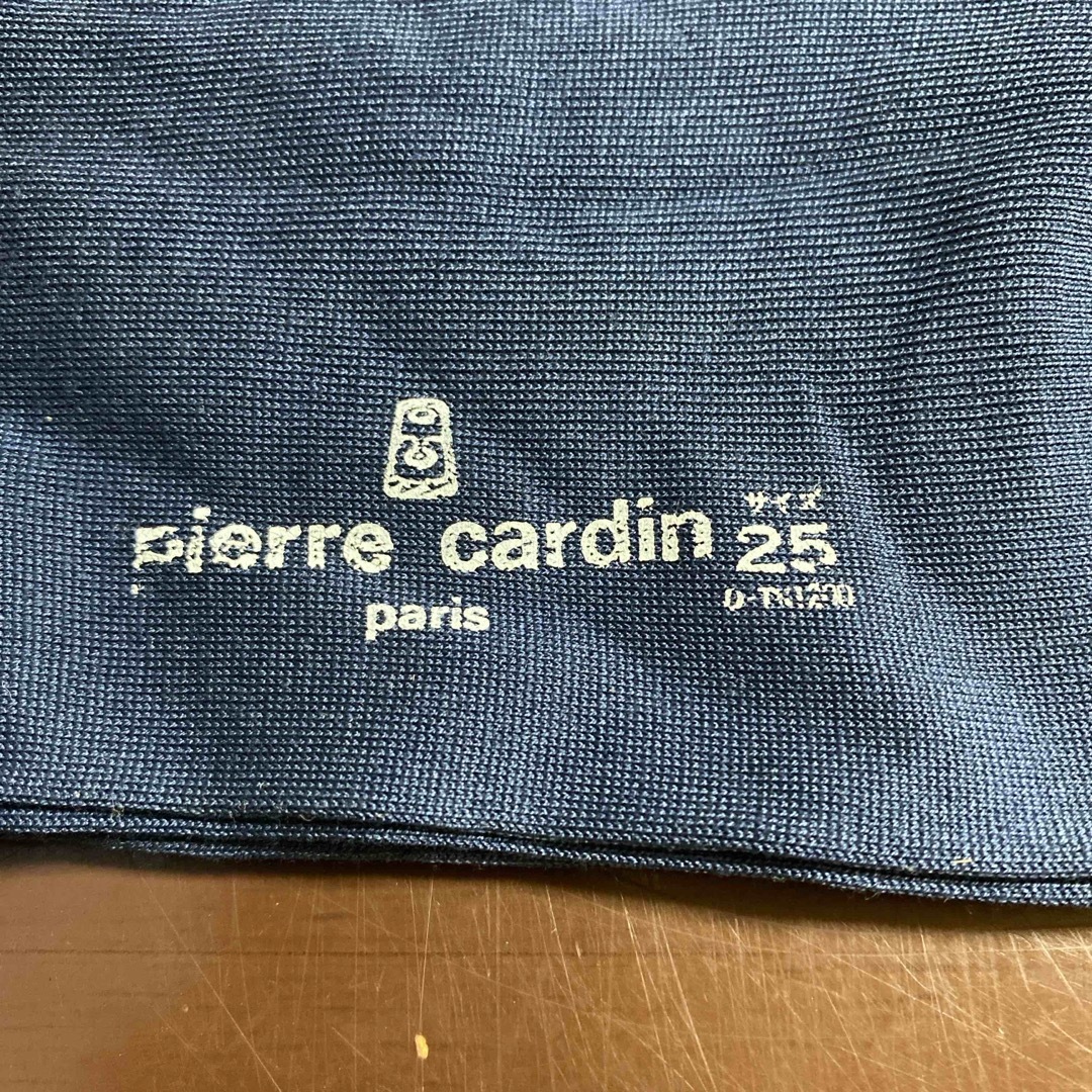 pierre cardin(ピエールカルダン)のメンズソックス（靴下）『pierre cardin paris』紺、25cm メンズのレッグウェア(ソックス)の商品写真