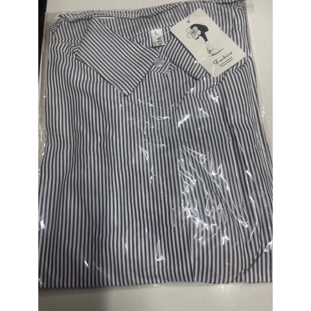 ストライプシャツ  袖口フリル   サイズL  キャンディースリーブシャツ 韓国 レディースのトップス(シャツ/ブラウス(長袖/七分))の商品写真
