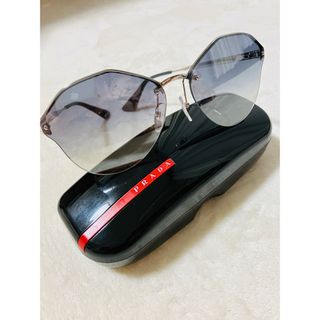 プラダ(PRADA)の【新品未使用】PRADA サングラス(サングラス/メガネ)