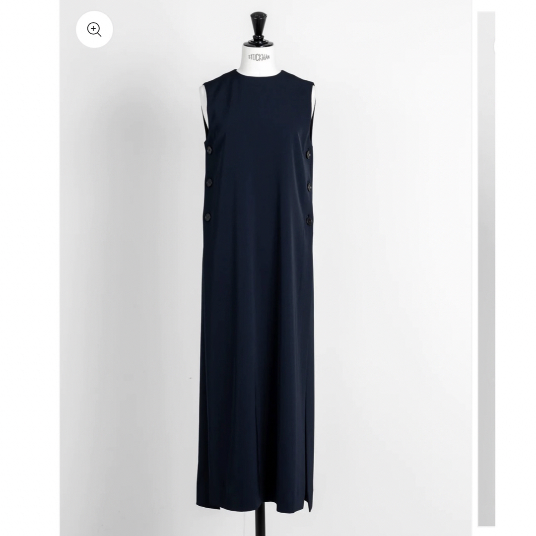 HYKE(ハイク)の新品 neau Long slit dress -dark navy- レディースのワンピース(ロングワンピース/マキシワンピース)の商品写真