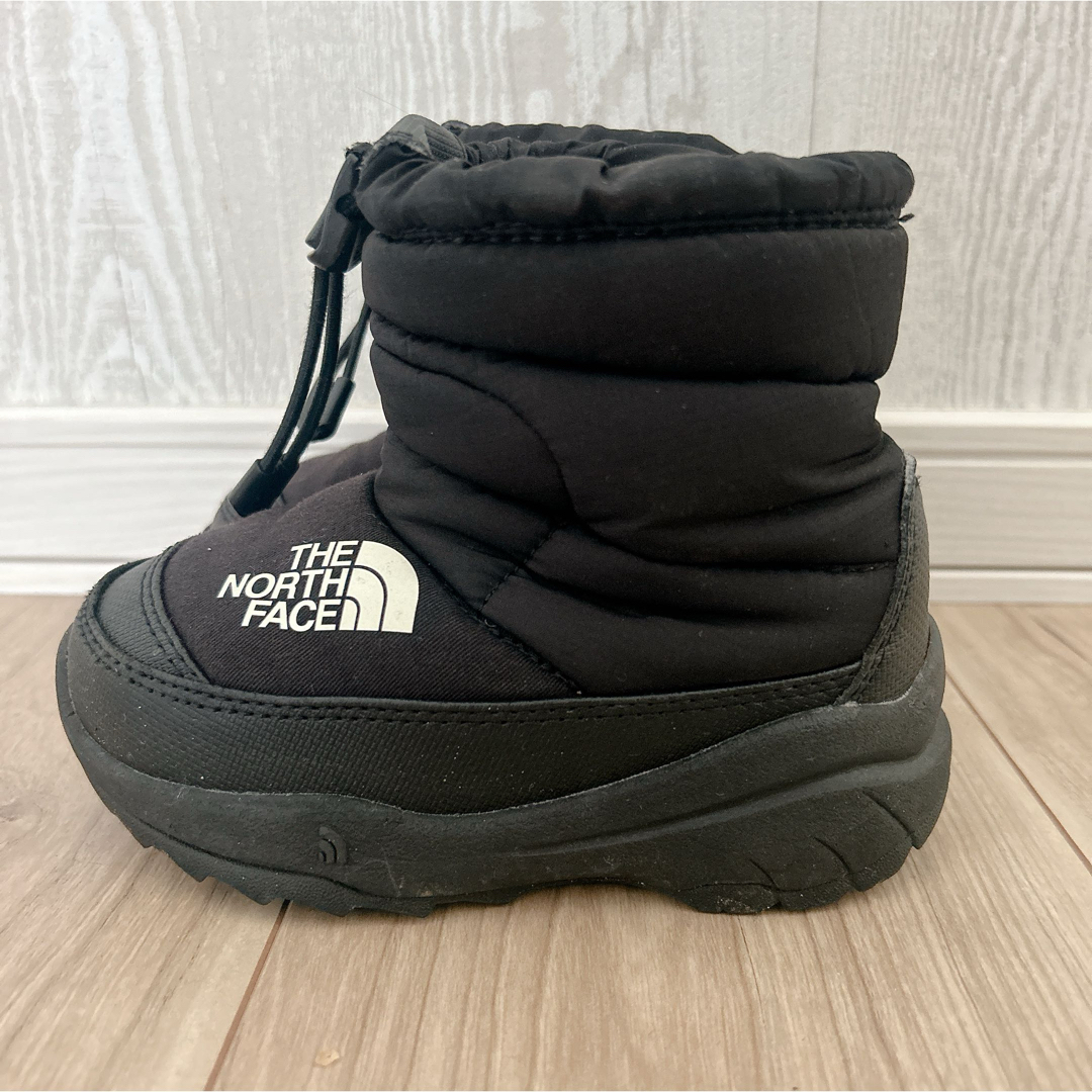 THE NORTH FACE(ザノースフェイス)のノースフェイス THE NORTH FACE ヌプシ スノー ブーツ／ブラック キッズ/ベビー/マタニティのキッズ靴/シューズ(15cm~)(ブーツ)の商品写真