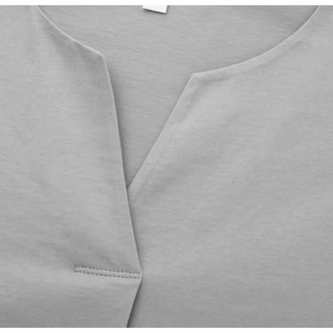 UNIQLO(ユニクロ)の新品 UNIQLO ユニクロ マーセライズコットンキーネックT 半袖 Tシャツ  レディースのトップス(Tシャツ(半袖/袖なし))の商品写真