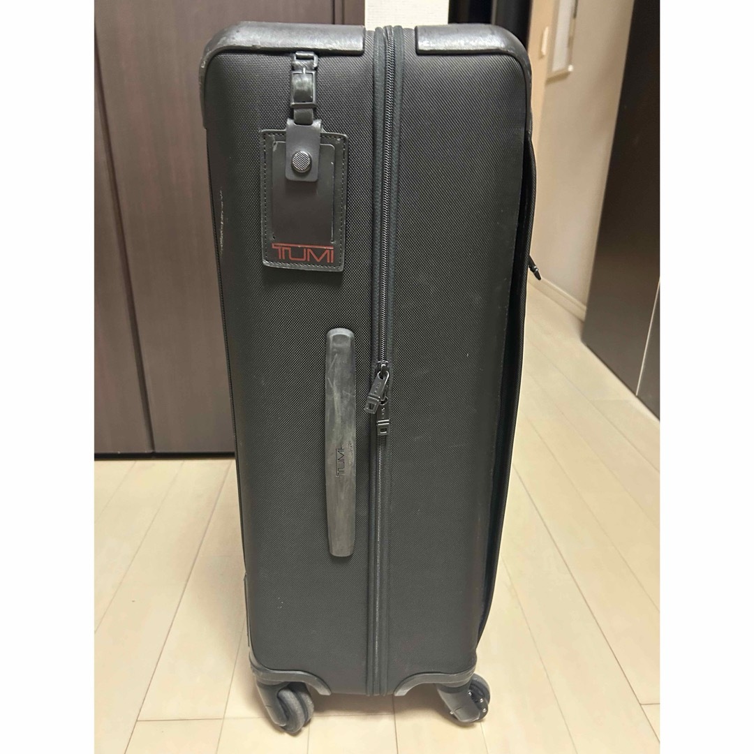 TUMI(トゥミ)のTumi スーツケース 4輪 レディースのバッグ(スーツケース/キャリーバッグ)の商品写真
