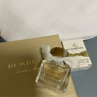 バーバリー(BURBERRY)のバーバリー　オードトワレ　香水　ポーチ(ユニセックス)