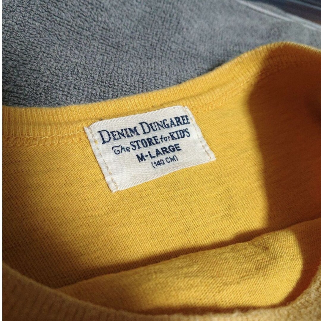DENIM DUNGAREE(デニムダンガリー)の《DENIM&DUNGAREE》USED加工 半袖 Tシャツ キッズ/ベビー/マタニティのキッズ服男の子用(90cm~)(Tシャツ/カットソー)の商品写真