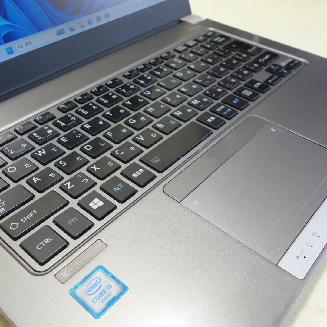 dynabook(ダイナブック)のDynabobk R63/F◆Core i5-6200U/SSD 128G/8G スマホ/家電/カメラのPC/タブレット(ノートPC)の商品写真