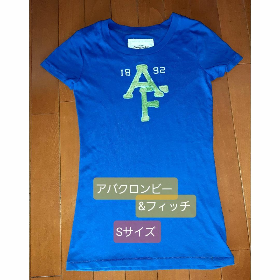 Abercrombie&Fitch(アバクロンビーアンドフィッチ)のアバクロンビー&フィッチ abercrombie&fitch Tシャツ S 刺繍 レディースのトップス(Tシャツ(半袖/袖なし))の商品写真