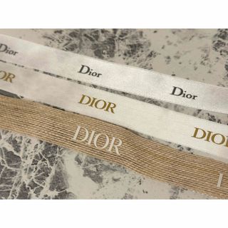 ディオール(Dior)の【DIOR】ディオール　リボン３本(ショップ袋)