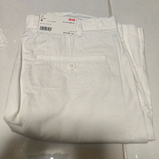 ユニクロ(UNIQLO)のユニクロ　チノハーフパンツ　M　White(ショートパンツ)