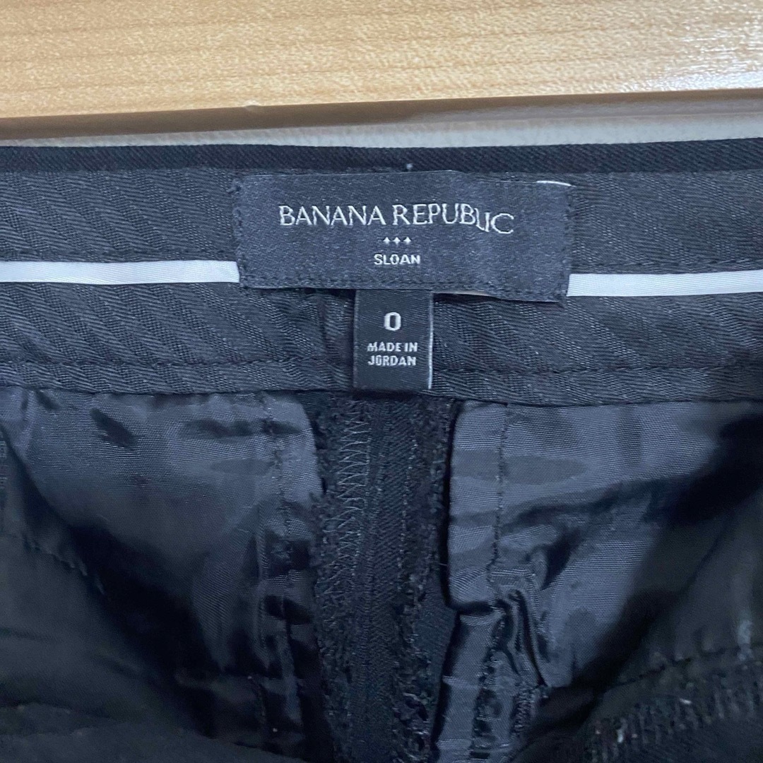 Banana Republic(バナナリパブリック)の美品　バナナリパブリック　パンツ　ブラック　Sサイズ レディースのパンツ(カジュアルパンツ)の商品写真