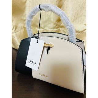 フルラ(Furla)の送料無料　フルラ ハンドバッグ FURLA ジェネシ　新品未使用(ハンドバッグ)