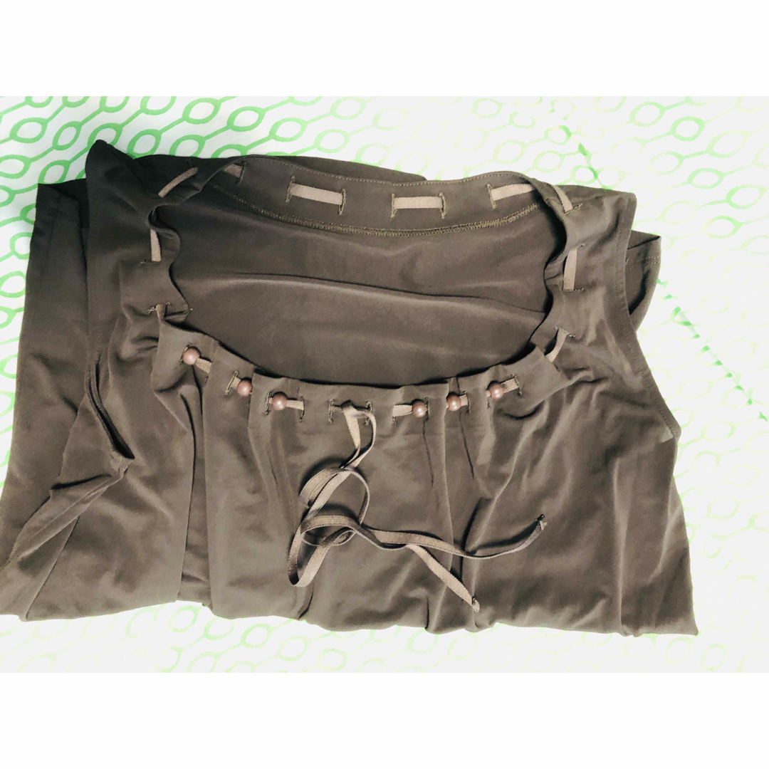 UNTITLED(アンタイトル)のアンタイトル　ノースリーブ レディースのトップス(シャツ/ブラウス(半袖/袖なし))の商品写真