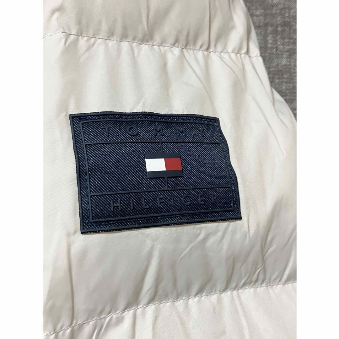 TOMMY HILFIGER(トミーヒルフィガー)の新品タグ付き トミーヒルフィガー  中綿ジャケット XXL 白 グレー ダウン メンズのジャケット/アウター(ダウンジャケット)の商品写真