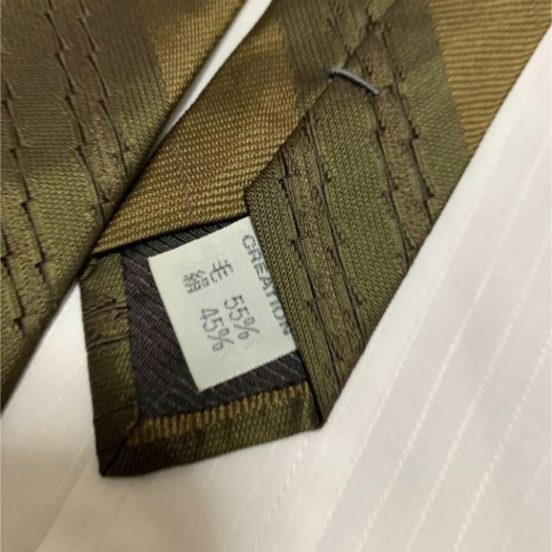 Calvin Klein(カルバンクライン)の☆高級シルク　カルバン・クライン　ネクタイ 柄 メンズのファッション小物(ネクタイ)の商品写真