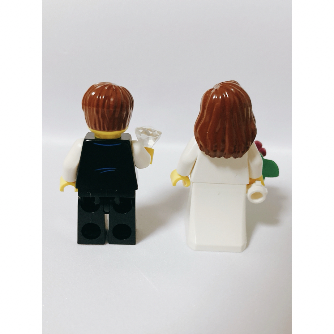 Lego(レゴ)の【正規品】レゴ 新郎新婦ミニフィグ　結婚式リングピローウェルカムボード02 エンタメ/ホビーのおもちゃ/ぬいぐるみ(キャラクターグッズ)の商品写真