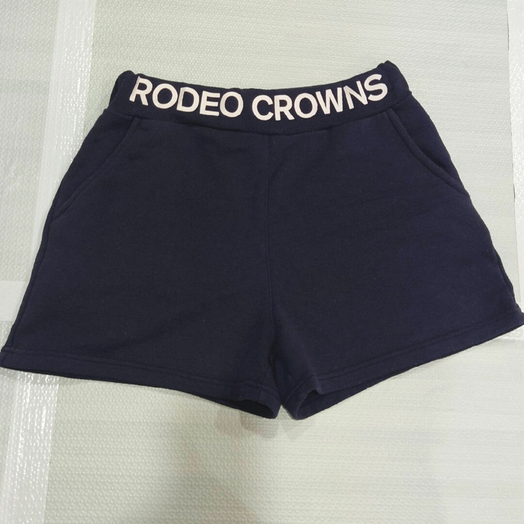 RODEO CROWNS(ロデオクラウンズ)のロデオクラウンズ ショートパンツ スウェットパンツ ロゴパンツ 送料無料 レディースのパンツ(ショートパンツ)の商品写真