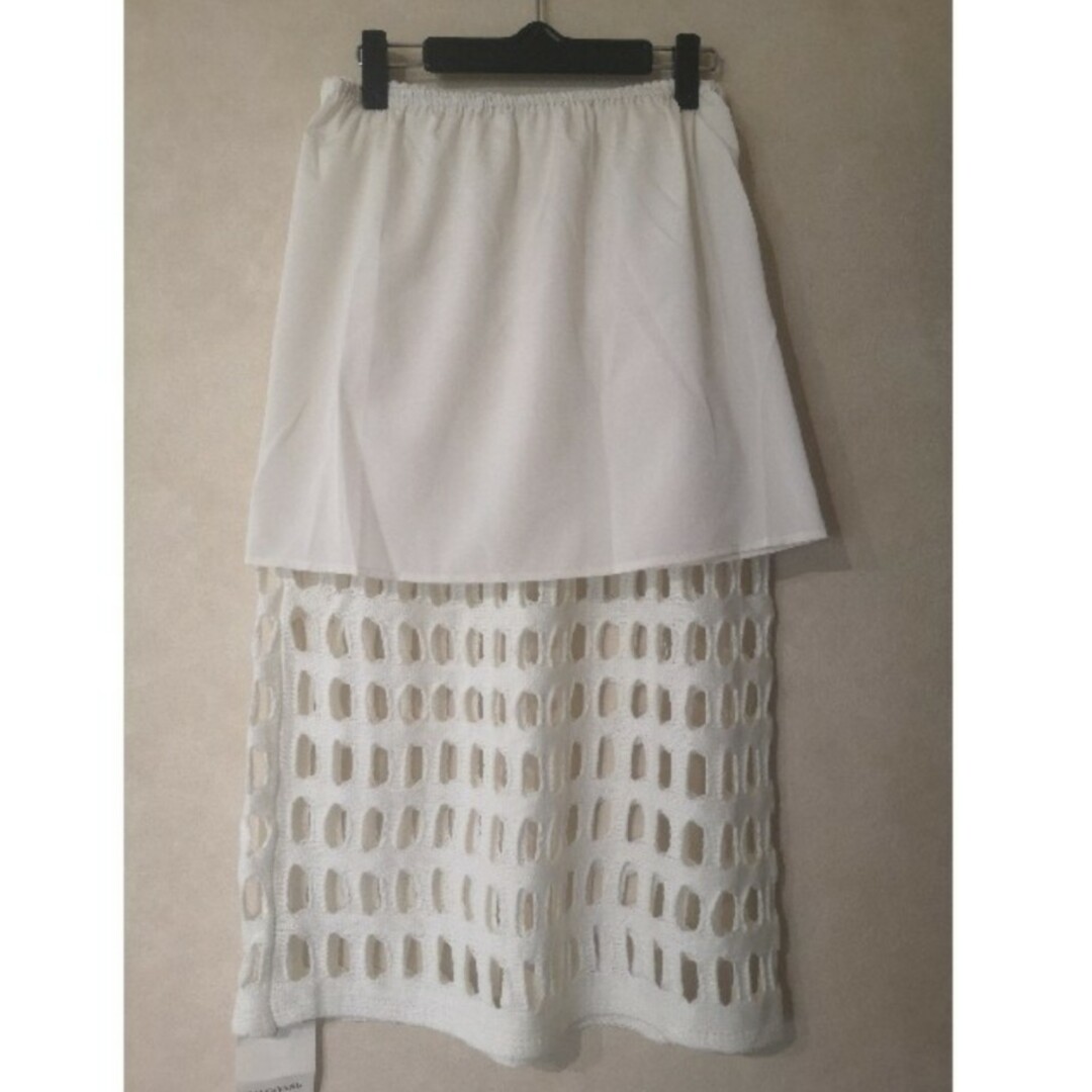 新品 韓国 透かし ニット ロング スカート シースルー 白 ホワイト 春 秋 レディースのスカート(ロングスカート)の商品写真