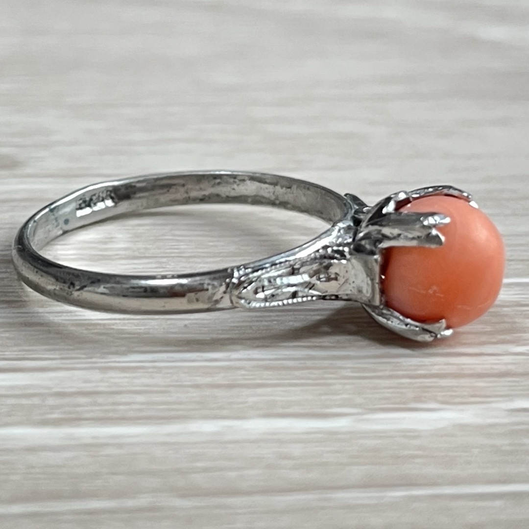 【silver】珊瑚 球型 リング レディースのアクセサリー(リング(指輪))の商品写真