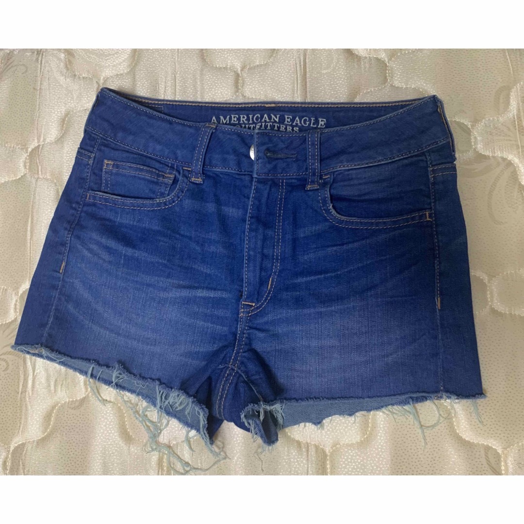 American Eagle(アメリカンイーグル)のAMERICAN EAGLE アメリカンイーグル ショートパンツ デニム  レディースのパンツ(ショートパンツ)の商品写真