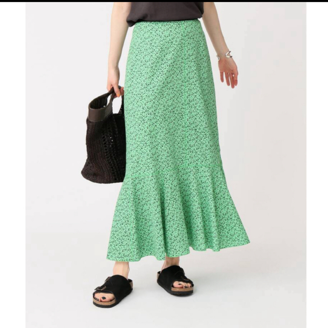 IENA(イエナ)のIENA ピケフラワースカート レディースのスカート(ロングスカート)の商品写真