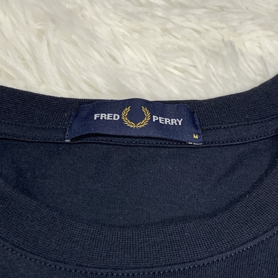 FRED PERRY(フレッドペリー)の貴重 フレッドペリー Tシャツ トップス ブラック ブルー Mサイズ メンズのトップス(Tシャツ/カットソー(半袖/袖なし))の商品写真