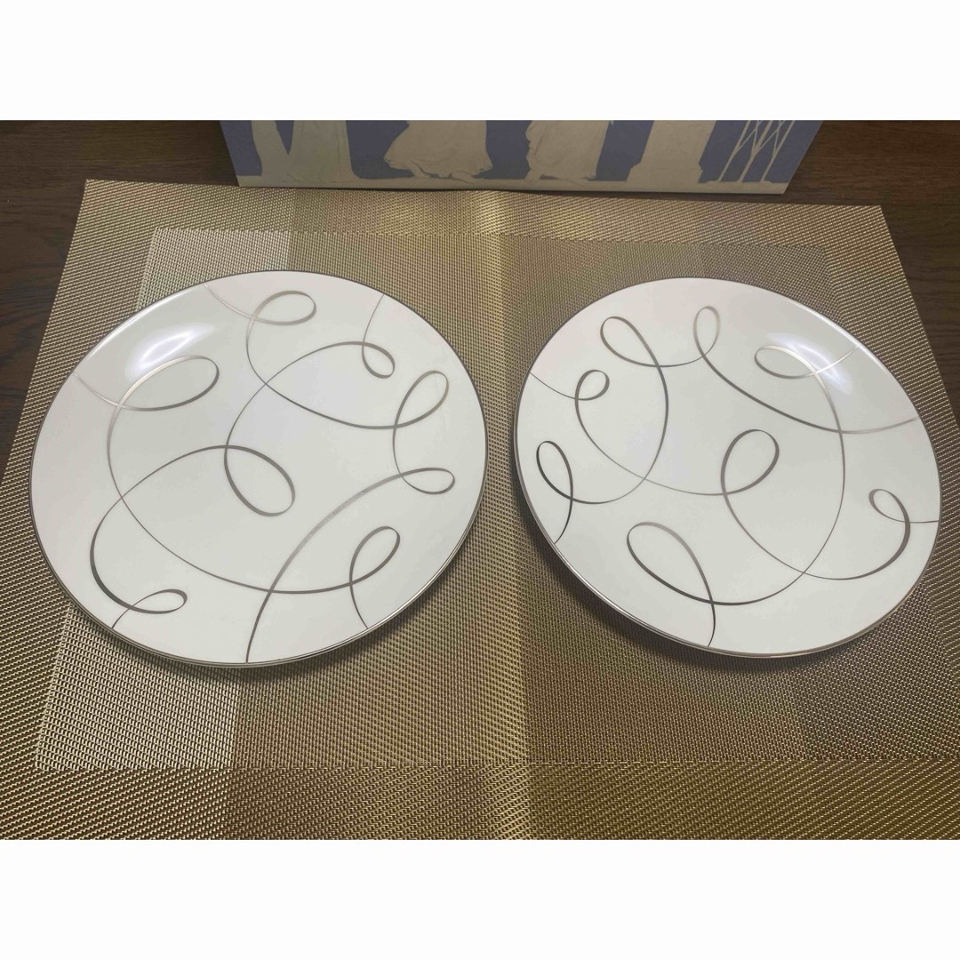新品!ウェッジウッド カップ&ソーサー2客&20.5㎝プレート2枚 新品!ウェッジウッド カップ&ソーサー2客&20.5㎝プレート2枚