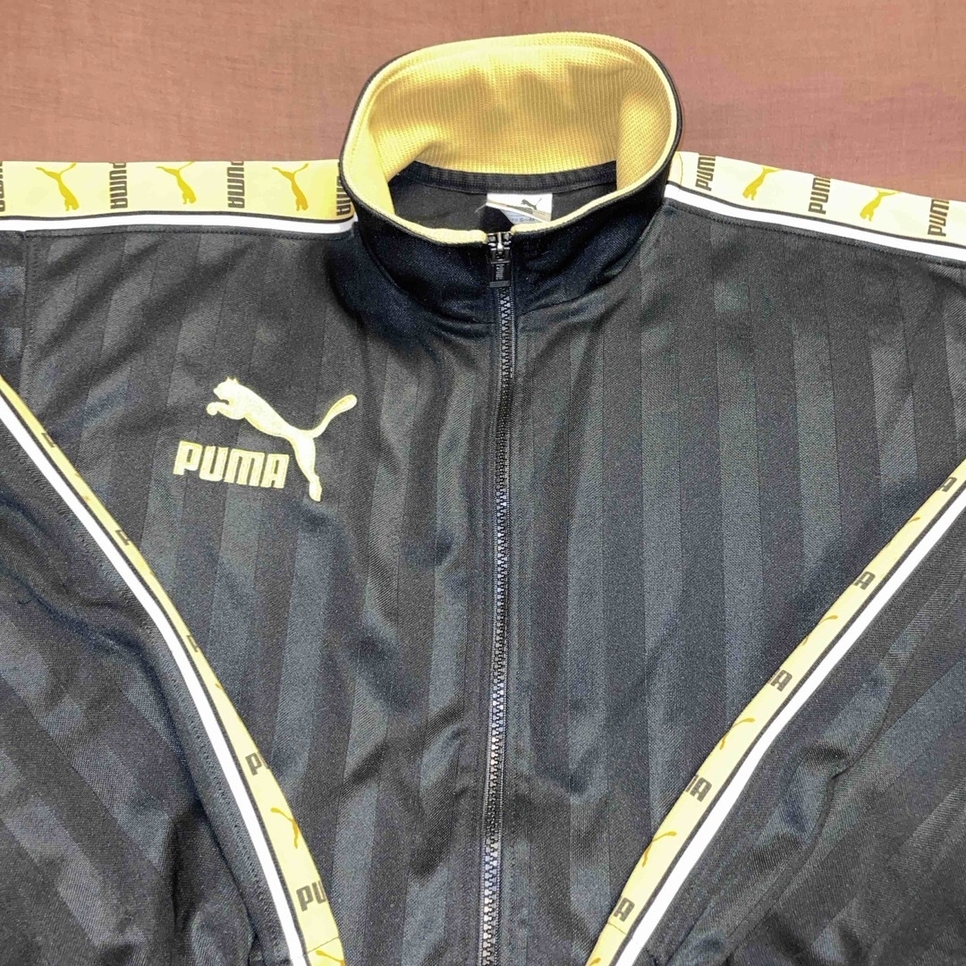 PUMA - PUMA プーマ ビックロゴ ジャージ ブラック ゴールド PUMA - PUMA プーマ ビックロゴ ジャージ ブラック ゴールド