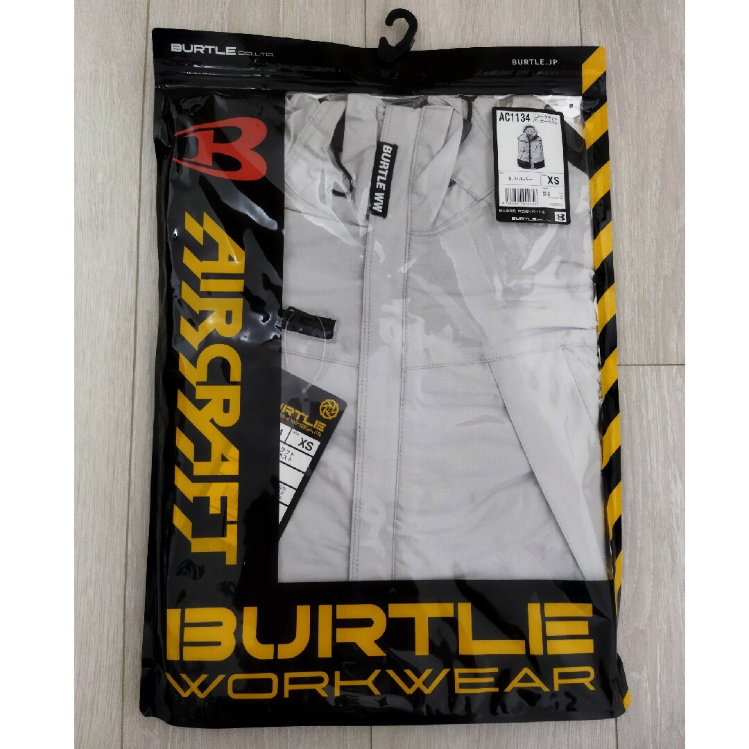 BURTLE(バートル)の空調服　バートル　AC1134　エアークラフトパーカーベスト　シルバー　XS レディースのジャケット/アウター(その他)の商品写真