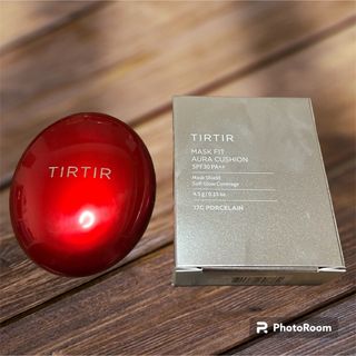 ティルティル(TIRTIR)の【値下げ⭐︎】TIRTIR クッションファンデーション 赤 シルバー  17N(ファンデーション)