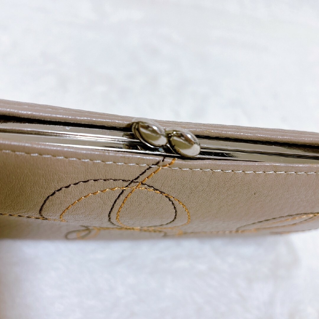 Kitamura(キタムラ)のキタムラ 東京ディズニーリゾート限定　コラボ がま口 長財布 ミッキー刺繍 レディースのファッション小物(財布)の商品写真