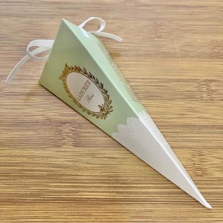 ラデュレ(LADUREE)のラデュレ 日本未発売 ドラジェ グリーン LADUREE(菓子/デザート)