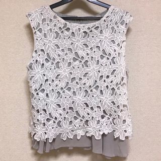 花柄レース×グレー　トップス(カットソー(半袖/袖なし))