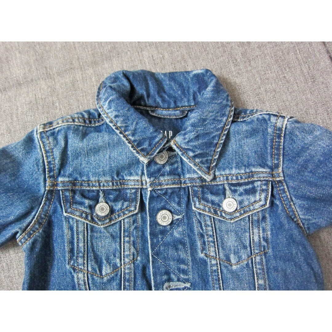 GAP(ギャップ)のGAP Ｇジャン  デニムジャケット ギャップ キッズ 2years 95cm キッズ/ベビー/マタニティのキッズ服男の子用(90cm~)(ジャケット/上着)の商品写真