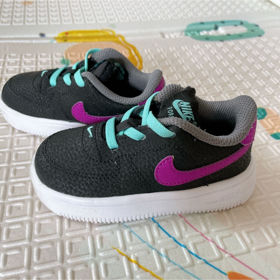 NIKE(ナイキ)のNIKE ベビー フォース 12cm キッズ/ベビー/マタニティのベビー靴/シューズ(~14cm)(スニーカー)の商品写真