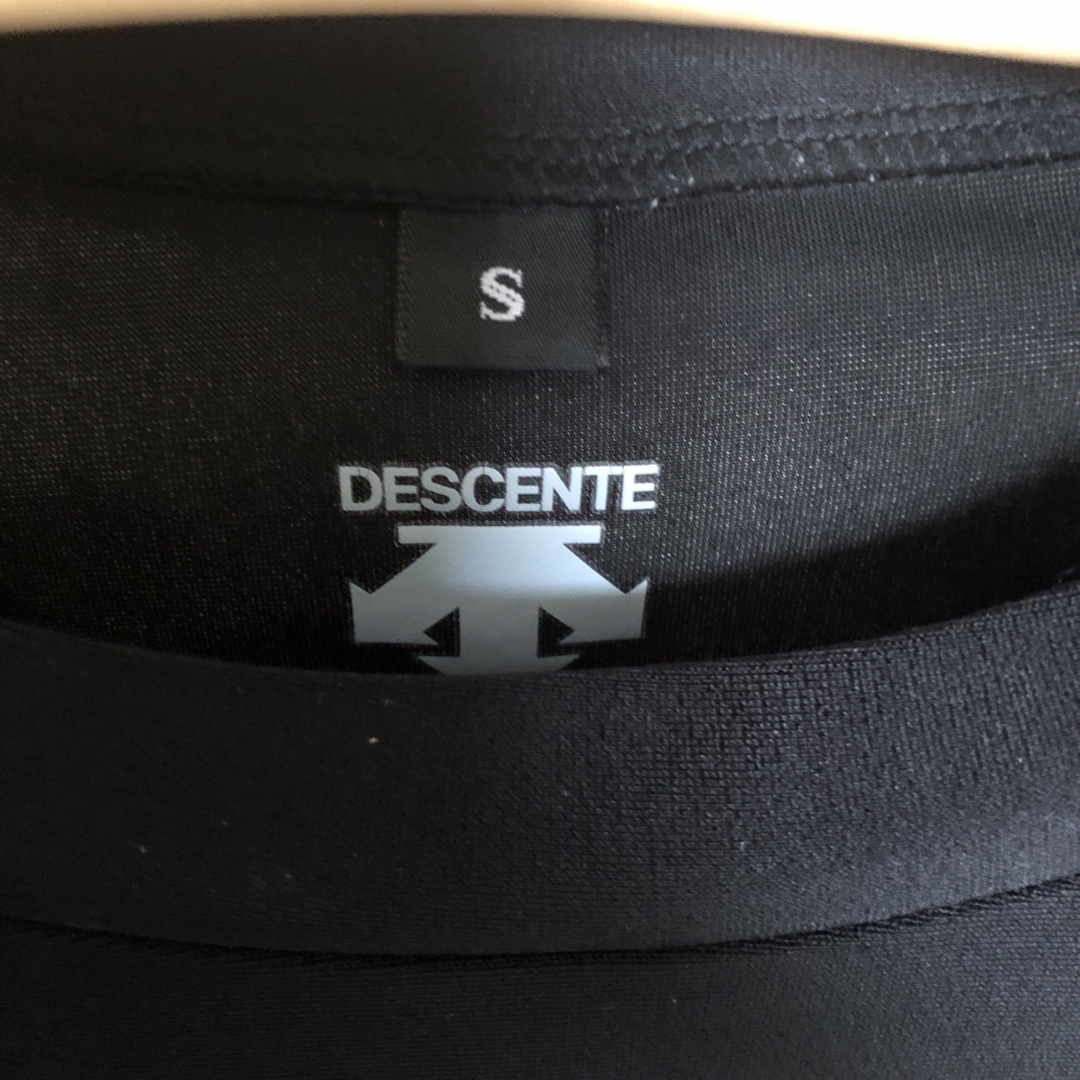 DESCENTE(デサント)のデサント　Tシャツ　アンダーシャツ メンズのトップス(Tシャツ/カットソー(七分/長袖))の商品写真