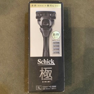 シック(Schick)のSchick極キワミ コンボパック(ホルダー(刃付き)+替刃4コ)(カミソリ)