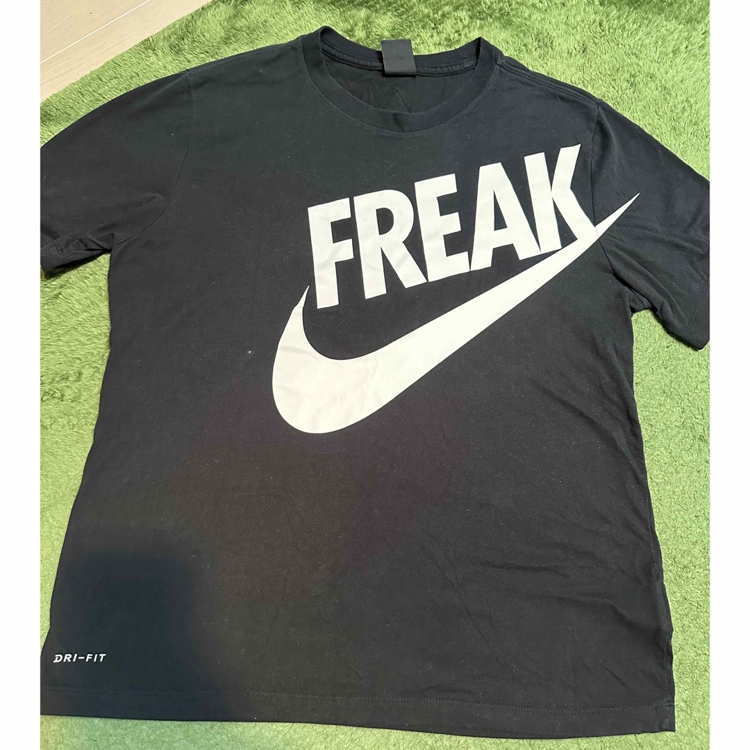 NIKE(ナイキ)のナイキ　スポーツウェア　Tシャツ【他商品まとめ買いでお値引きします】 メンズのトップス(Tシャツ/カットソー(半袖/袖なし))の商品写真