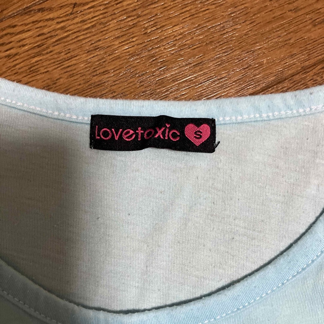 lovetoxic(ラブトキシック)のキッズ　LOVETOXIC  Tシャツ　Sサイズ キッズ/ベビー/マタニティのキッズ服女の子用(90cm~)(Tシャツ/カットソー)の商品写真