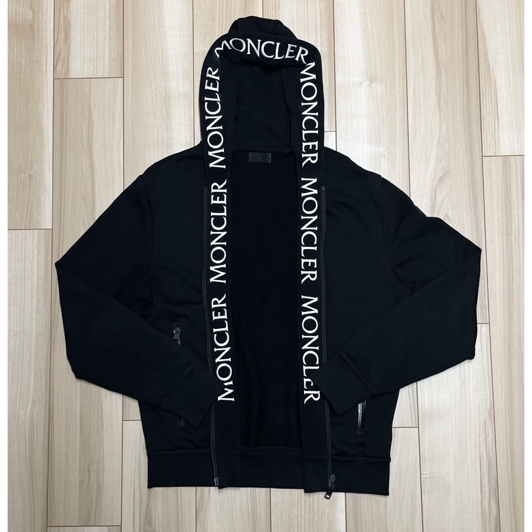 MONCLER(モンクレール)の［極美品］モンクレール　ブラック　パーカー　L メンズのトップス(パーカー)の商品写真